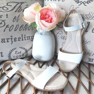 Born leather sandals white flats strappy boho minimalist y2k